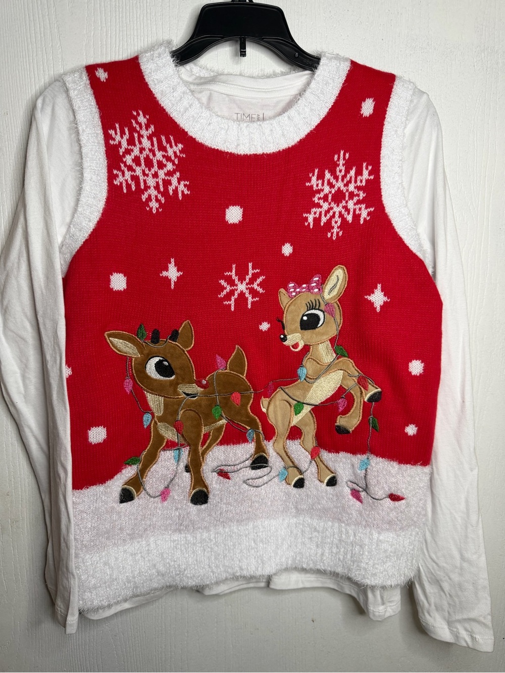 Time and Tru Red Reindeer Holiday Crew Neck Sweater